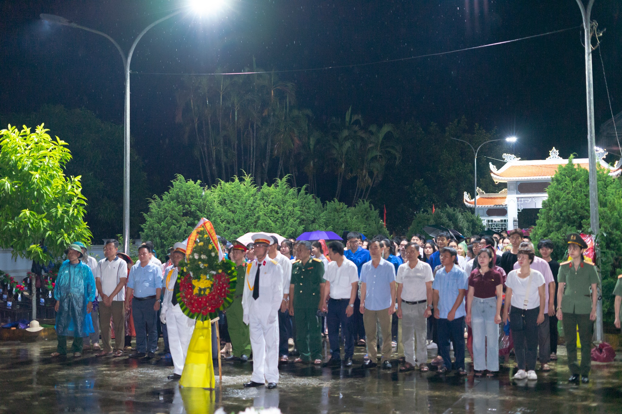 THẮP NẾN TRI ÂN – KHẮC GHI CÔNG ƠN CÁC ANH HÙNG LIỆT SĨ (Kỷ niệm 77 năm Ngày Thương binh – Liệt sĩ (27/7/1947 – 27/7/2024)